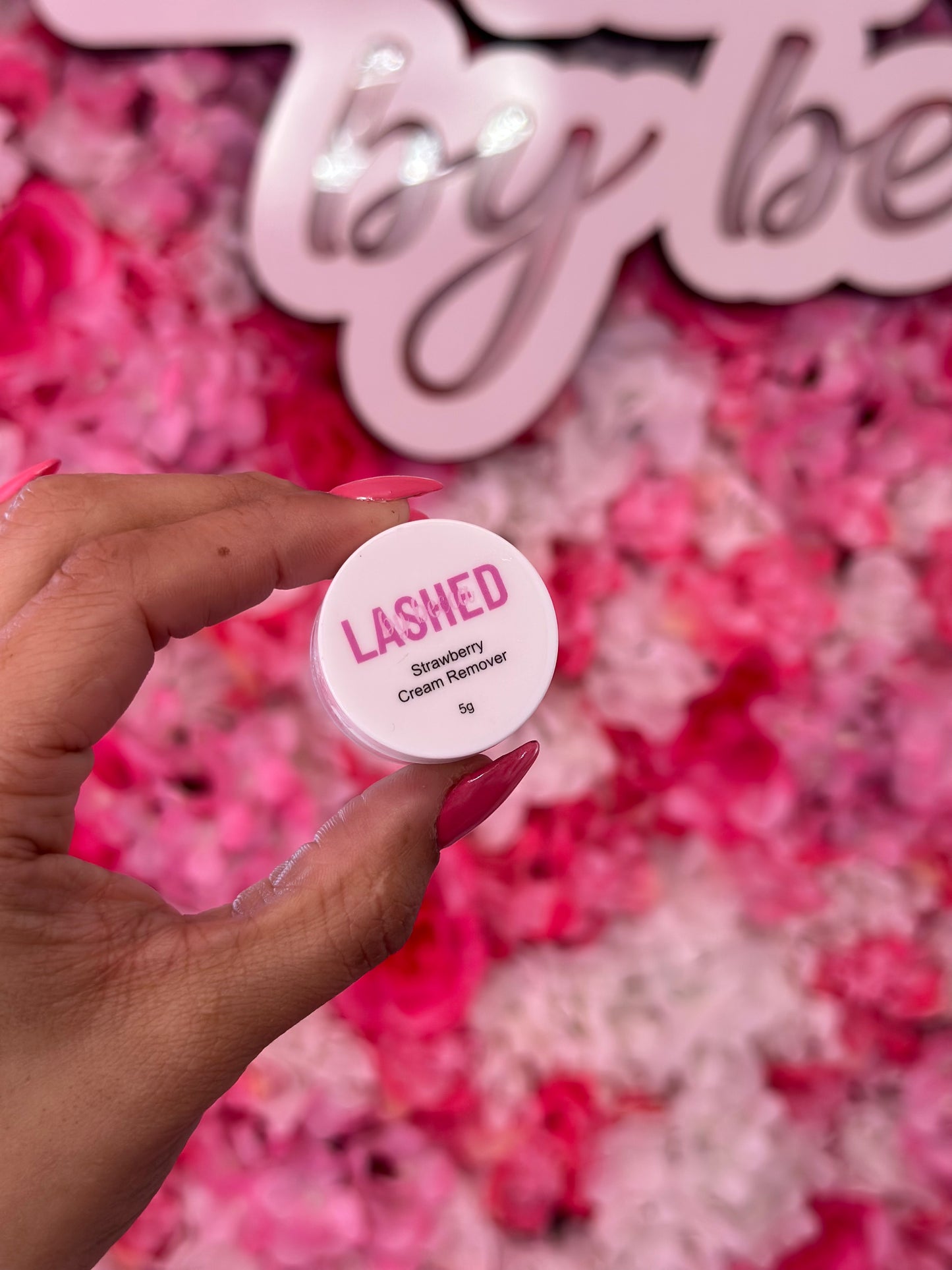 Strawberry Cream Lash Remover