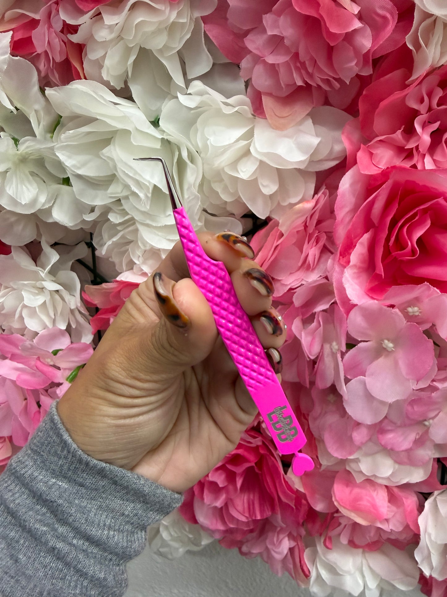 Loverr Girl Tweezers