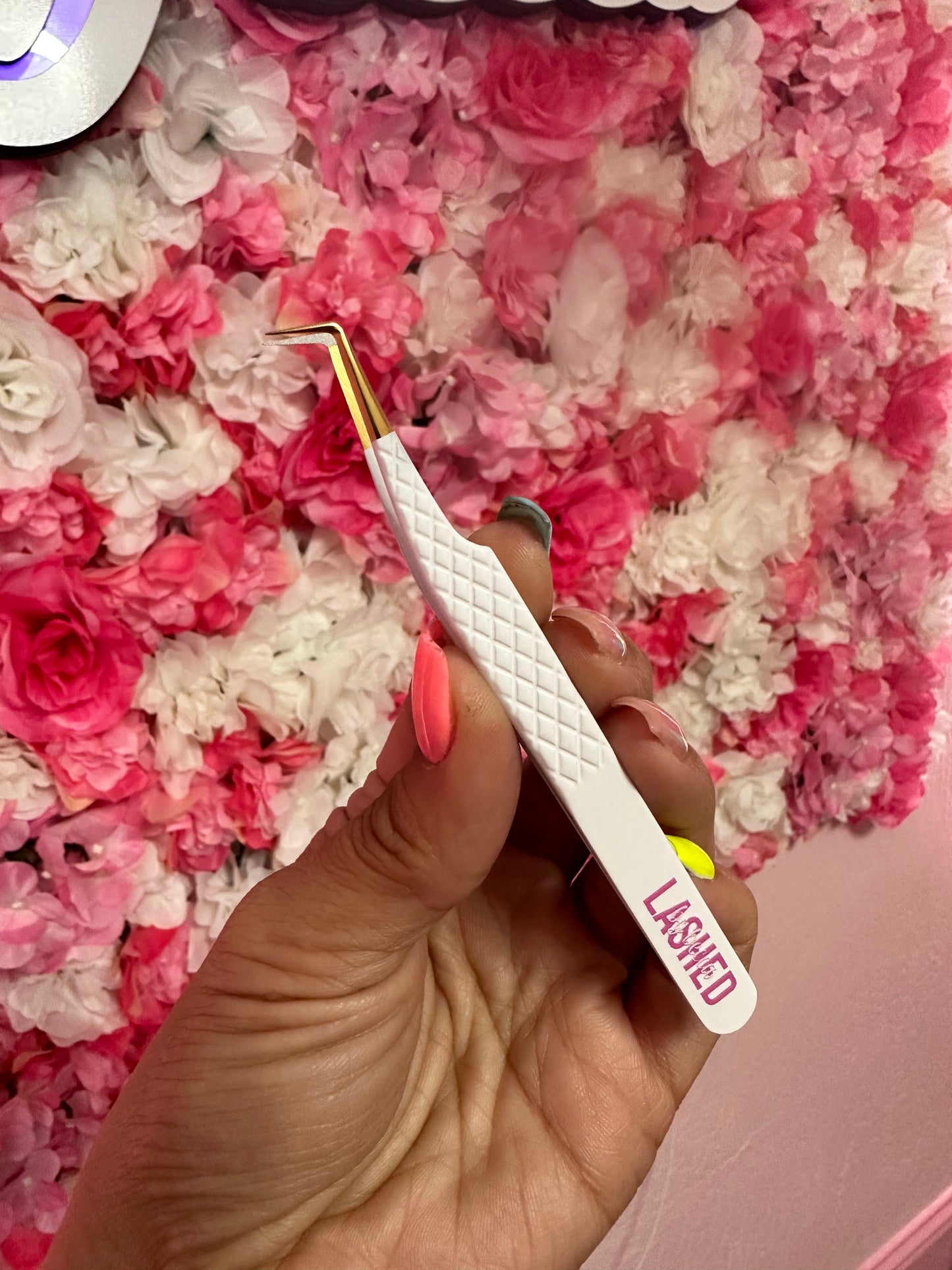 90° Skinny Fiber Tip Tweezer